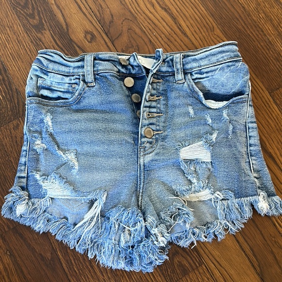 KanCan Jean shorts - Picture 1 of 3